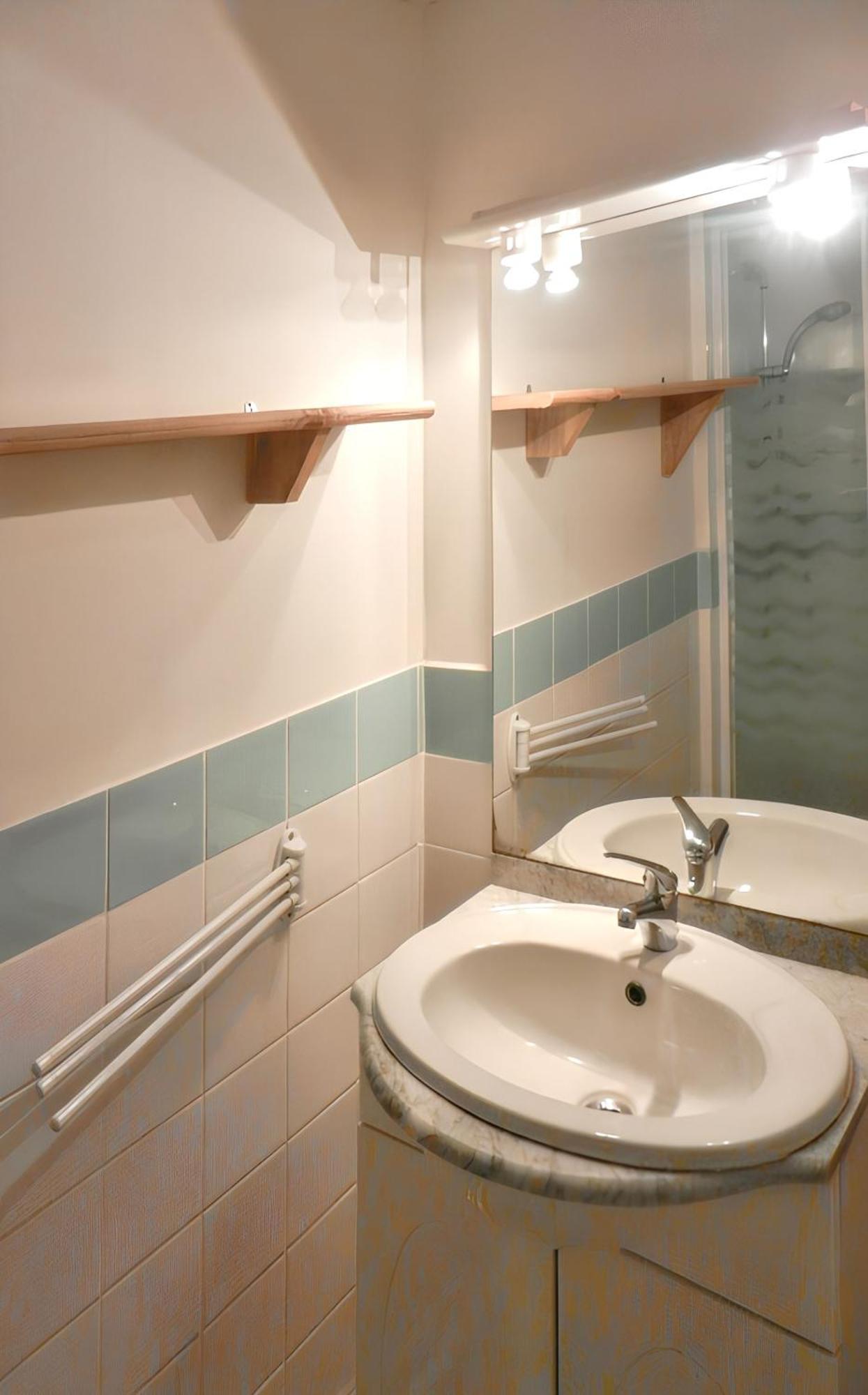 Appartement Charmant A Allevard Vue Montagne Piscine Partagee Екстериор снимка